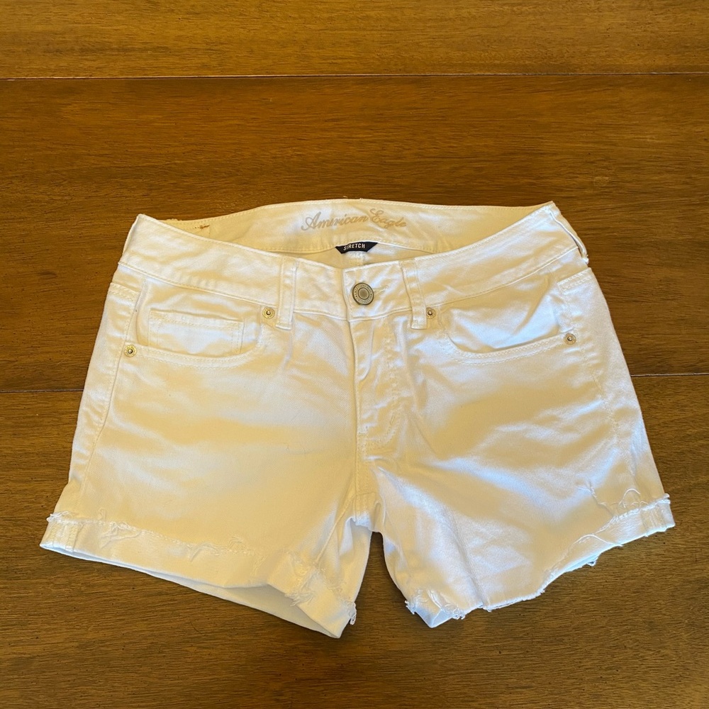 American Eagle Outfitters White Stretch Shorts